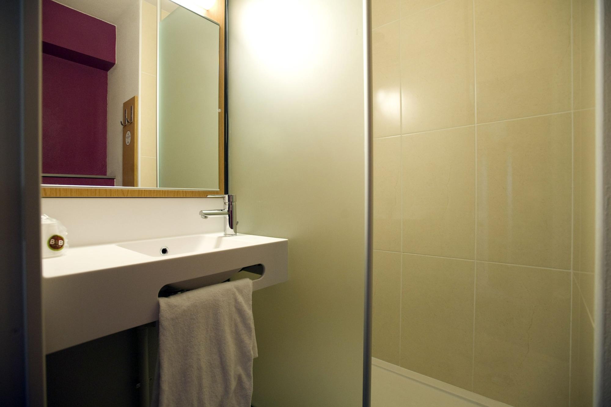 B&B Hotel Aix En Provence Le Tholonet Bagian luar foto
