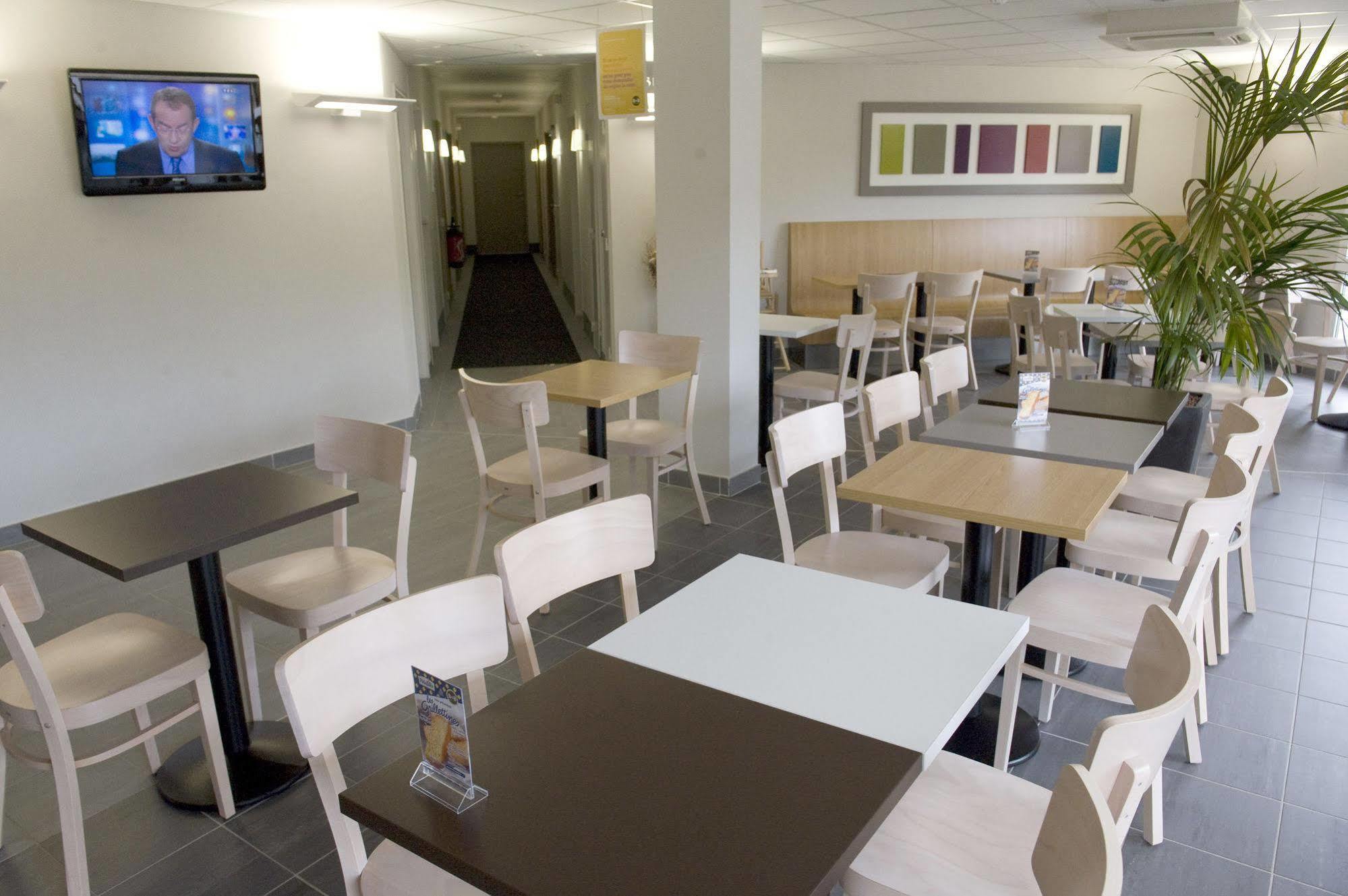 B&B Hotel Aix En Provence Le Tholonet Bagian luar foto